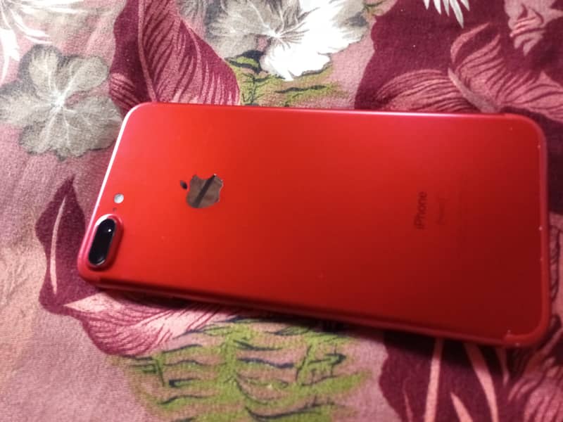 Apple iPhone 7 Plus 1