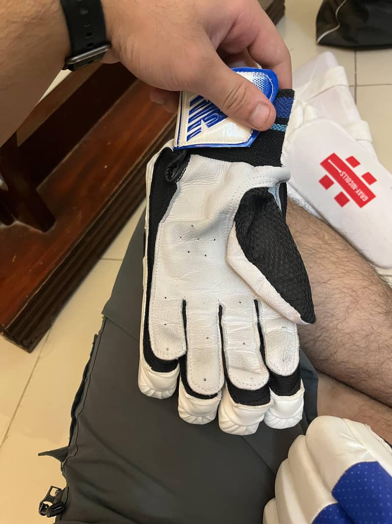 Cricket kit 11