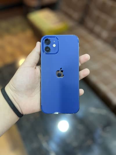 Apple iPhone 12