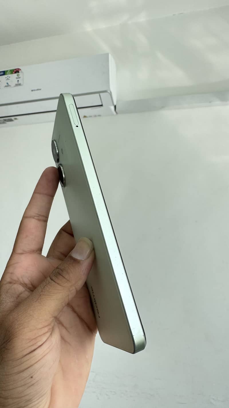 Realme Note 60x 4