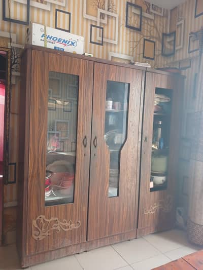 showcase and sangal both in good condition