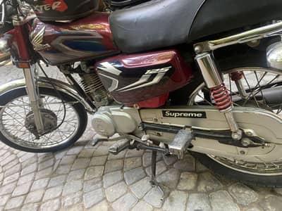 Honda 125 modal 22+23