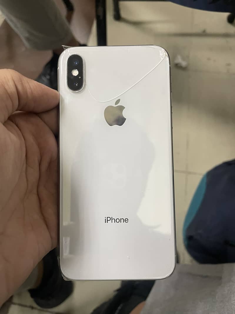 Apple iPhone X 4