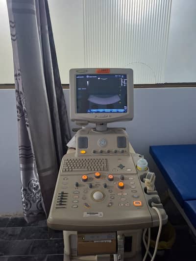 Logic 3 Ultrasound machine