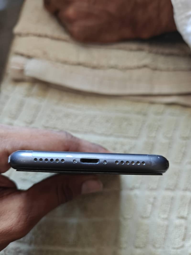 Apple iPhone 11 2