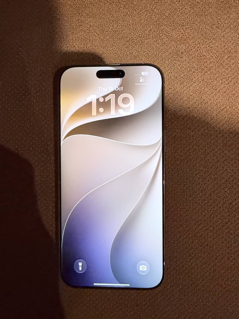 Apple iPhone 16 Pro Max 0