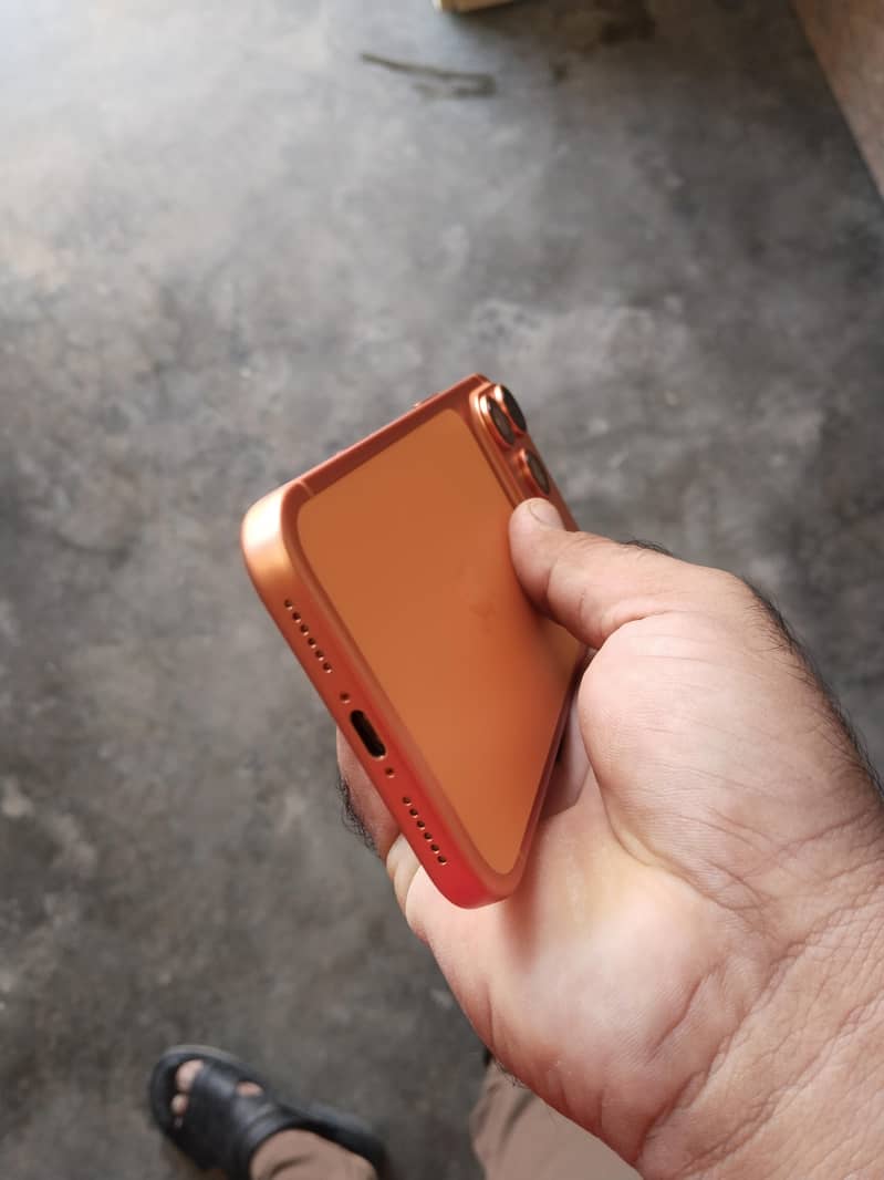 Apple iPhone 17 Pro Max 2