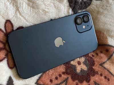 Apple iPhone 12