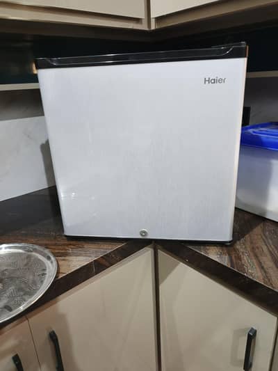 Haier Mini Fridge