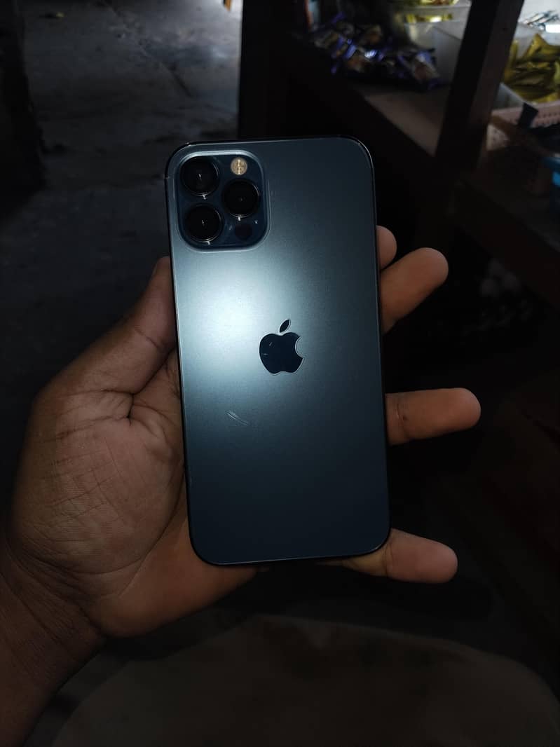 Apple iPhone 12 Pro 1