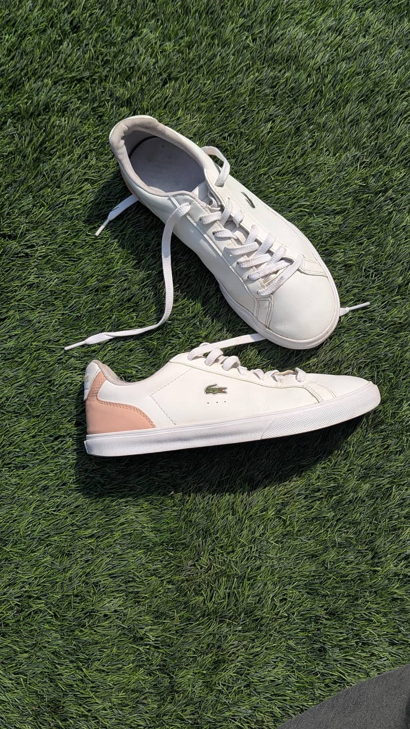 Lacoste 0