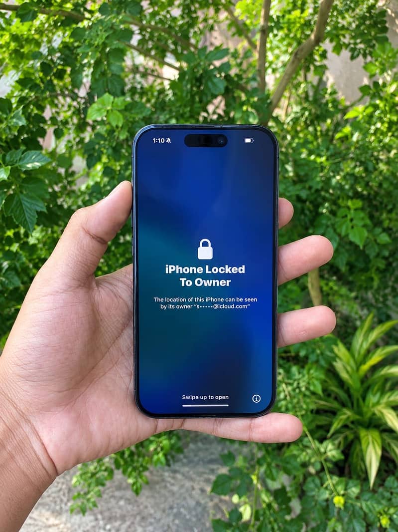 Apple iPhone 15 Pro 4