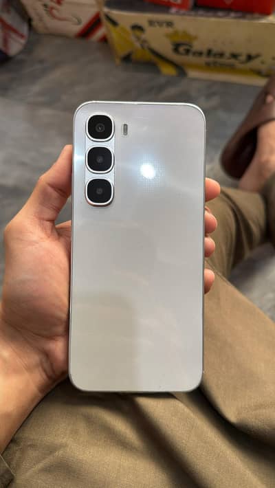 Infinix Hot 60 Pro