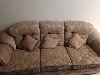 7 SEATER SOFA SET FOR SALE
