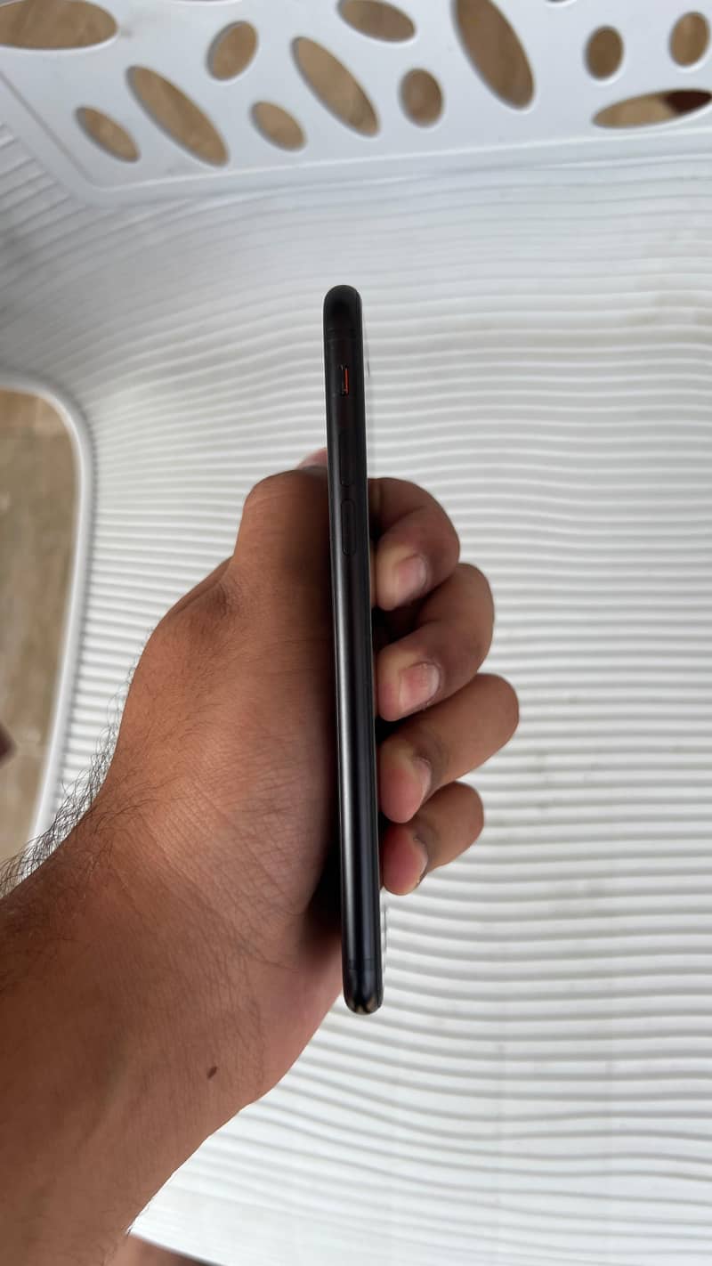 Apple iPhone SE 3
