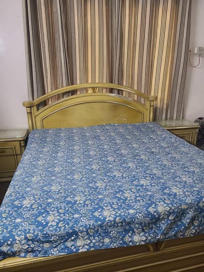 Used Bedroom Furniture Set