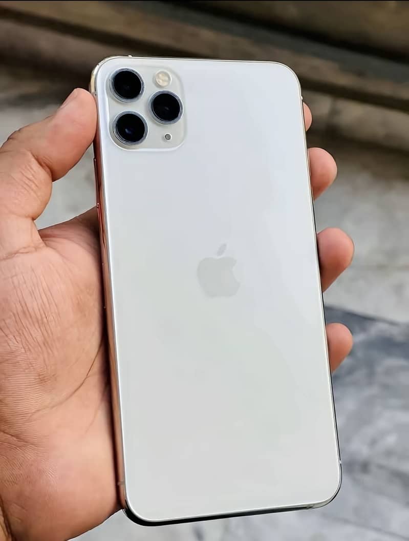 Apple iPhone 11 Pro Max 3