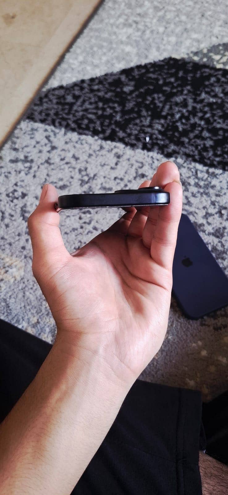 Apple iPhone 15 2