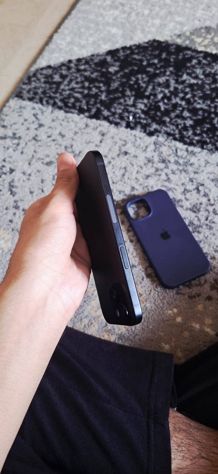Apple iPhone 15 4