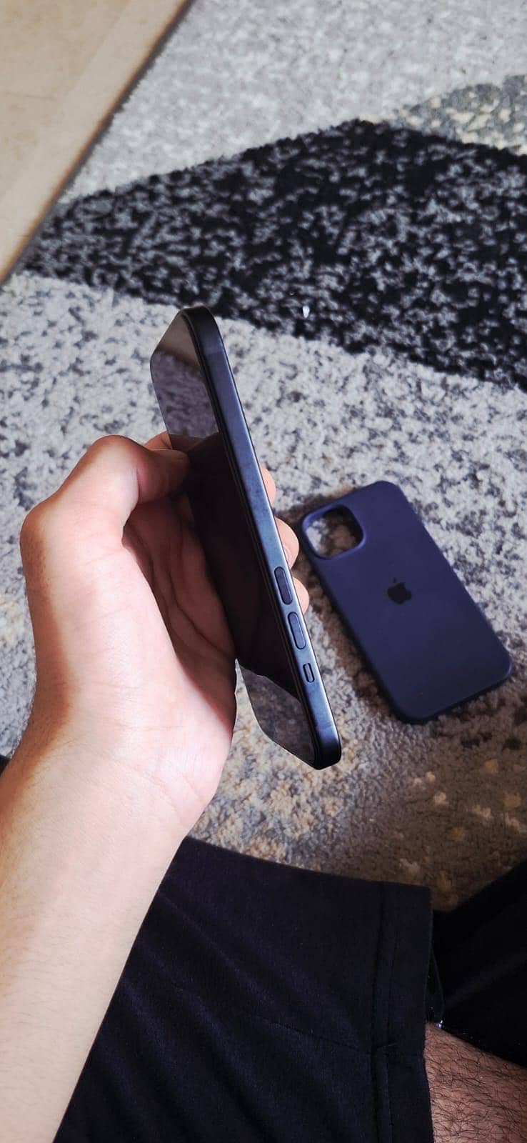 Apple iPhone 15 5