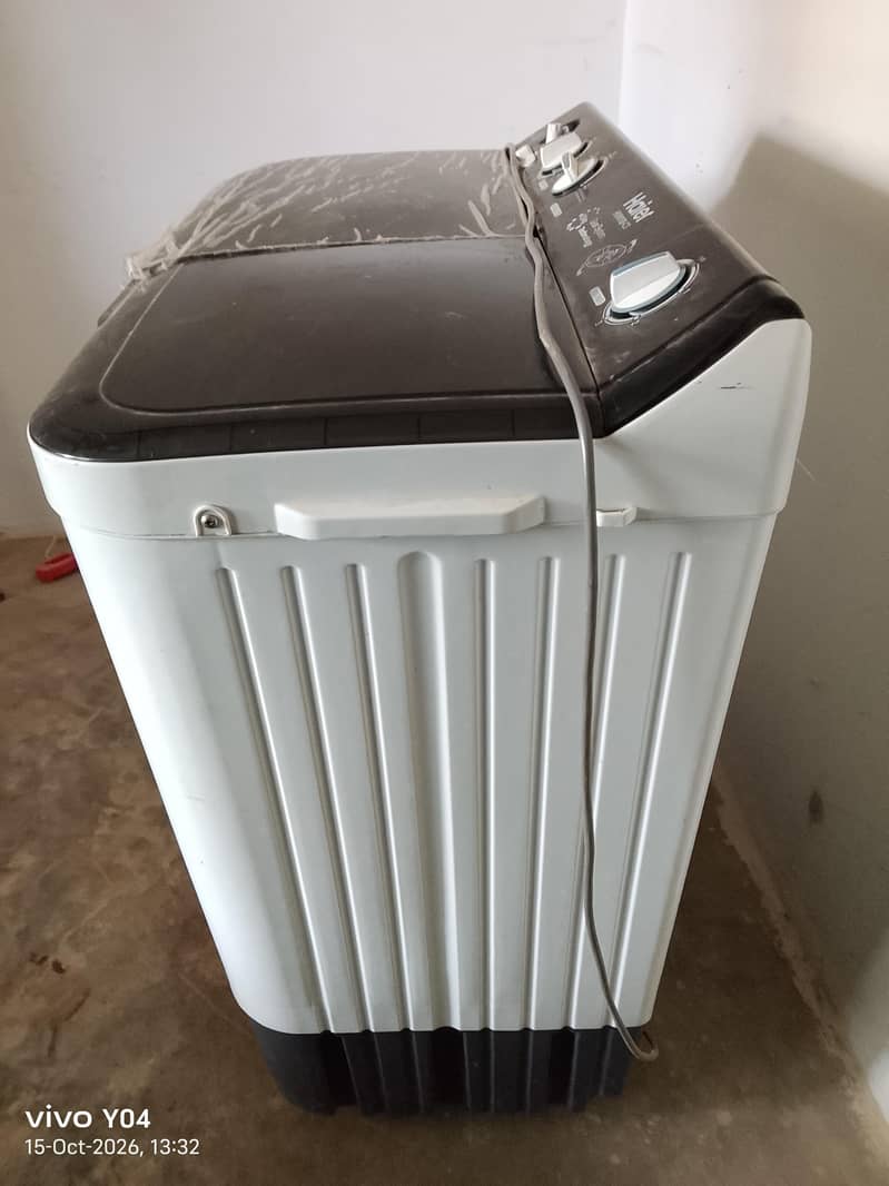 نیو استمعال میں ہے کنڈیشن بالکل فریش 5