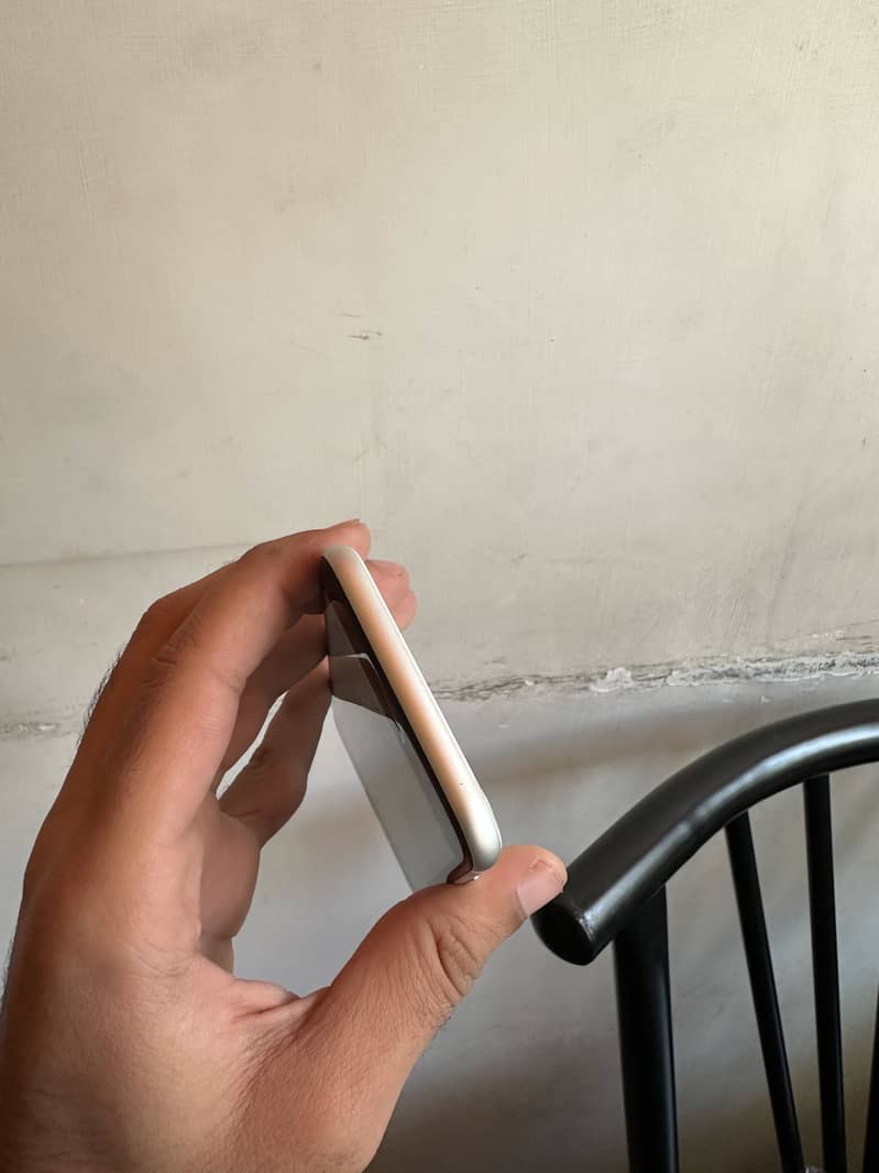 Apple iPhone SE 5