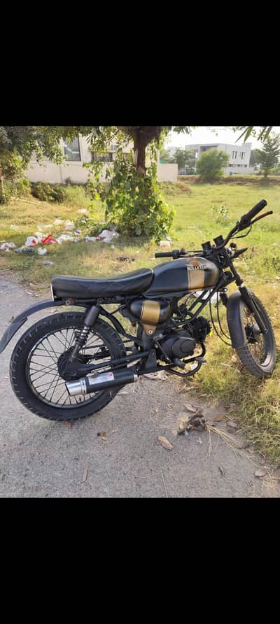 100 CC Cafe Racer Bike in Good condition