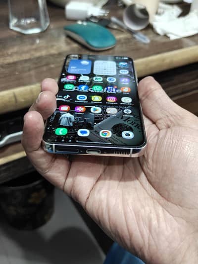 Samsung Mobile S23