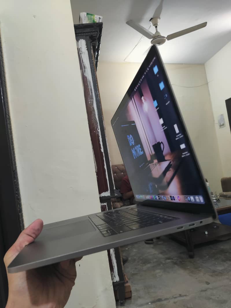 MacBook Pro 2018 1