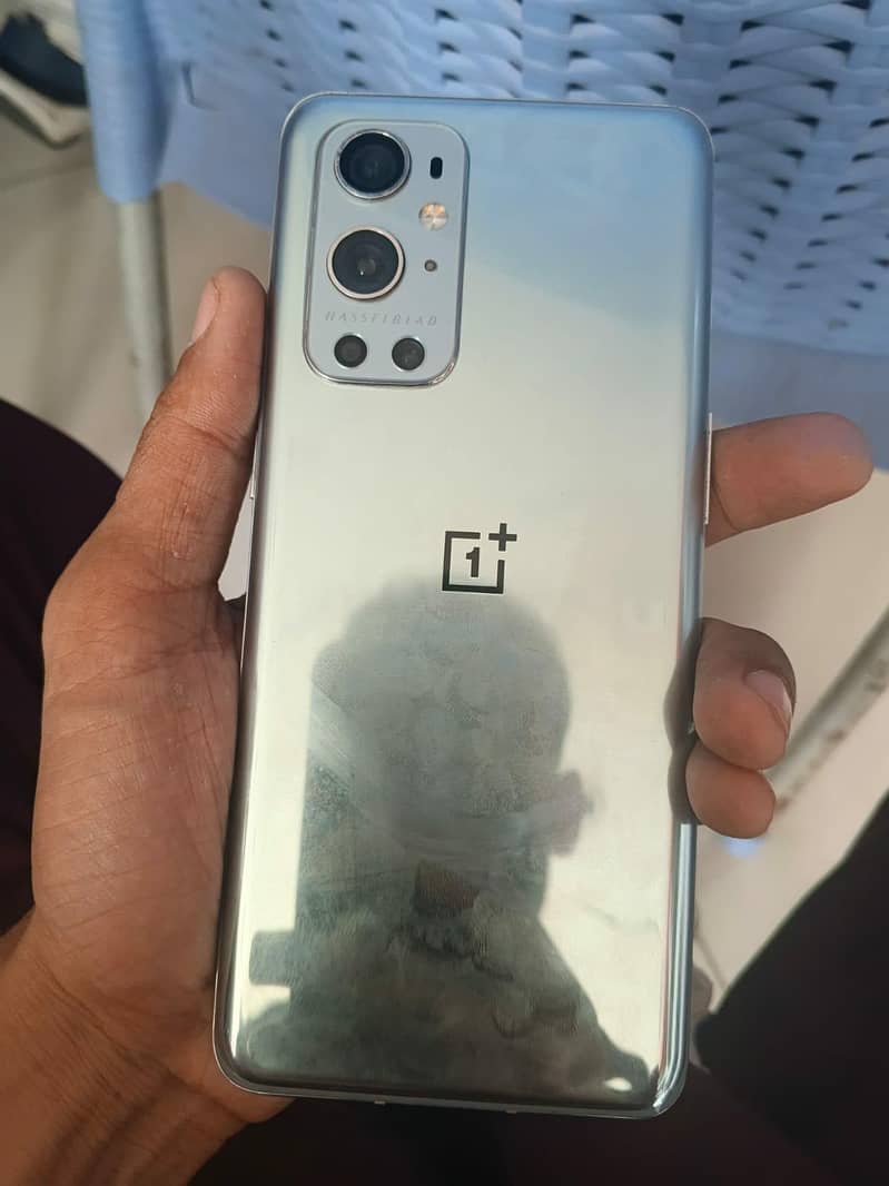 One Plus 9 Pro 0