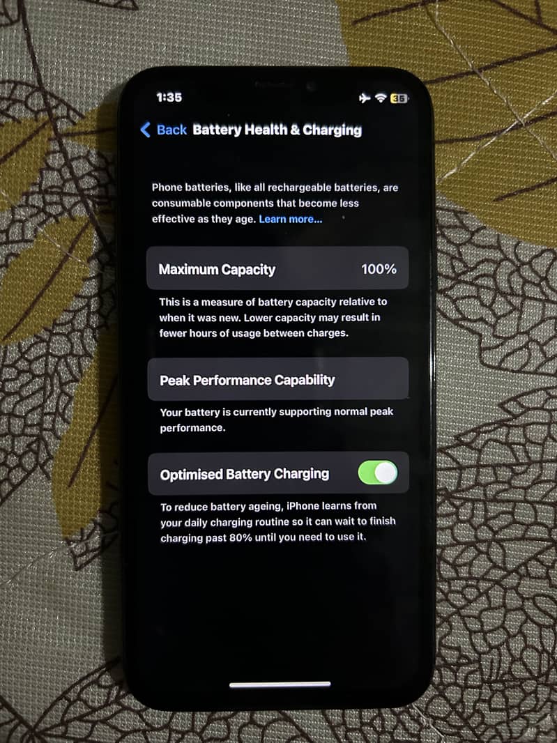 Apple iPhone X 4