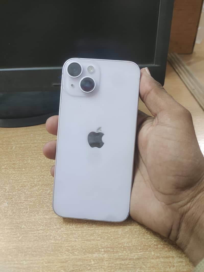Apple iPhone 14 4