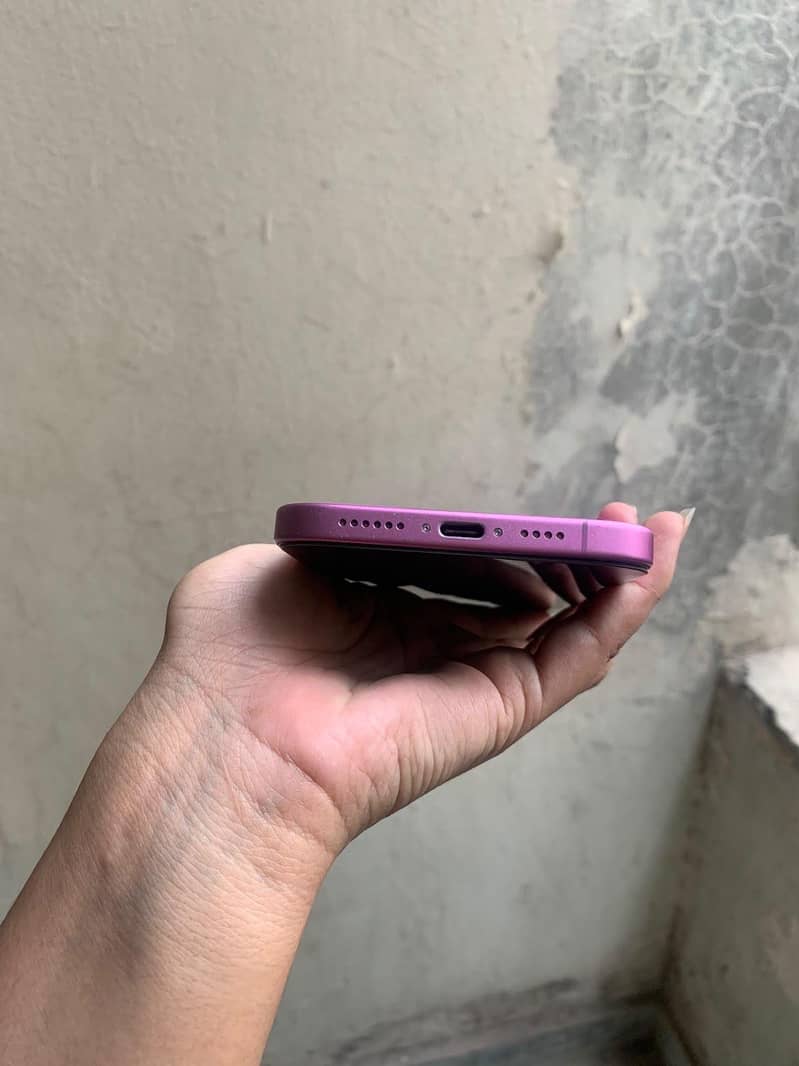 Apple iPhone 16 Plus 7