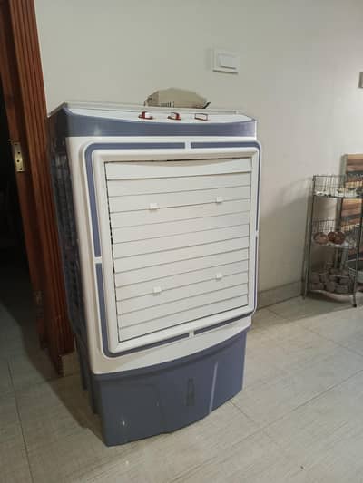 Room. Cooler For Sale