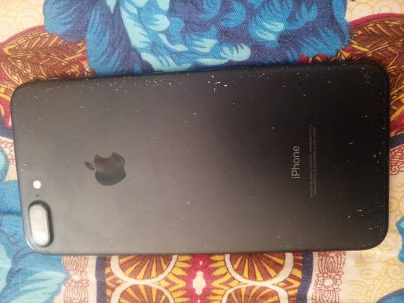 Apple iPhone 7 Plus 2