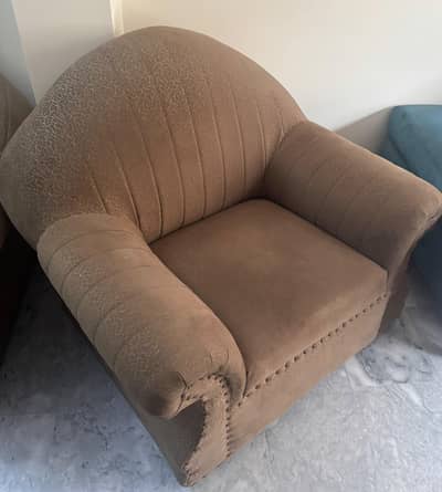 6 Seater Sofa Set Good Condition