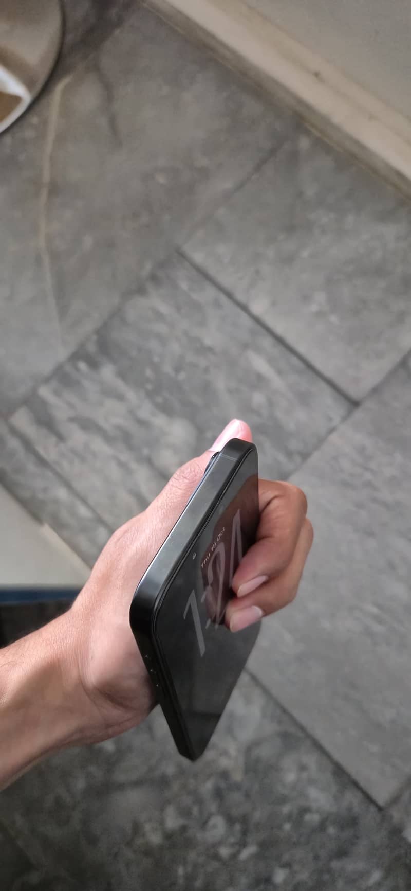 Apple iPhone 16 Pro Max 2
