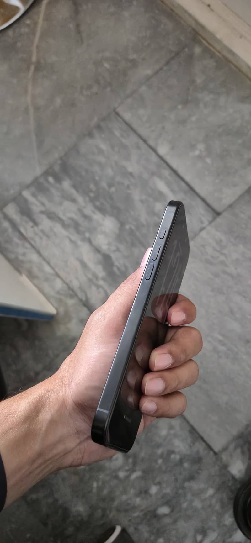 Apple iPhone 16 Pro Max 4