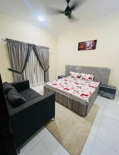 1 bedroom apartment available par day Empire Heights 2 phase 6