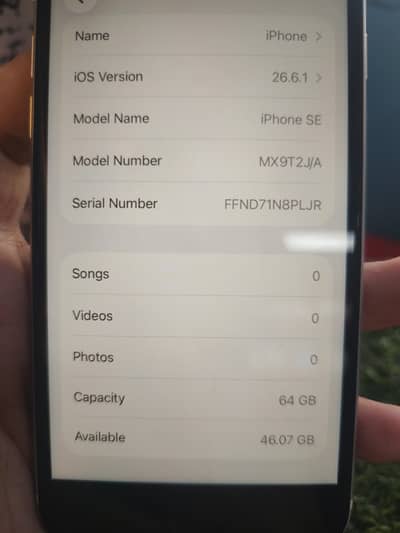 Apple iPhone SE