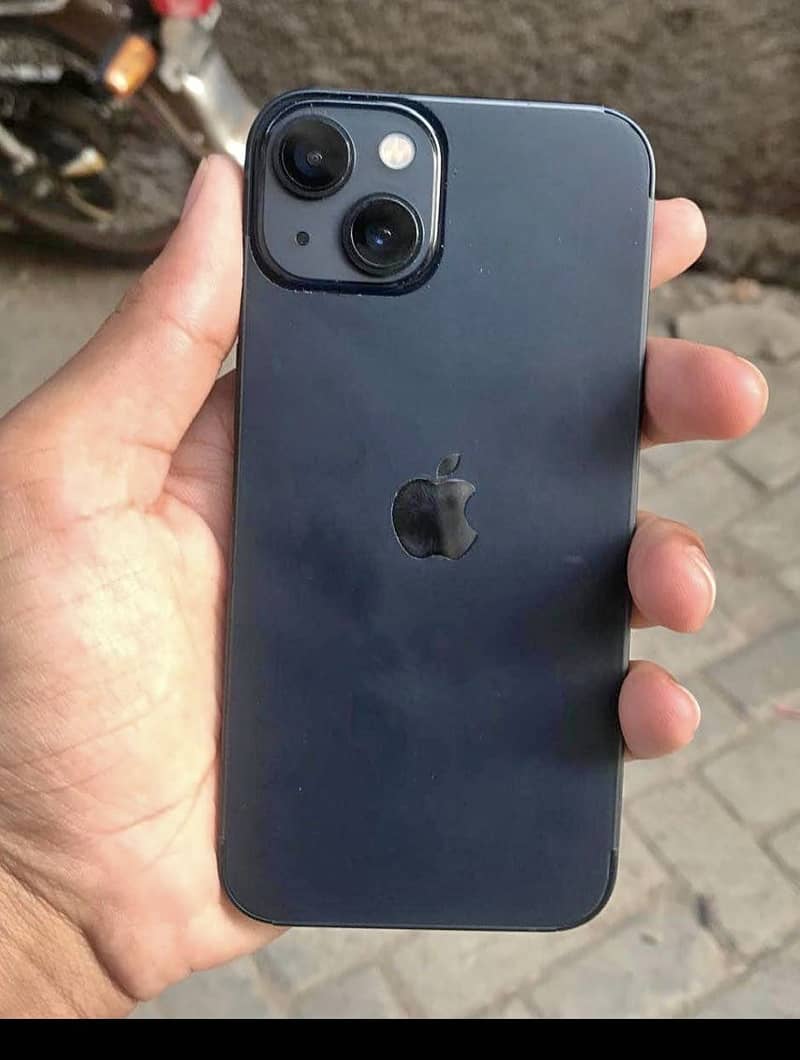 Apple iPhone 13 3