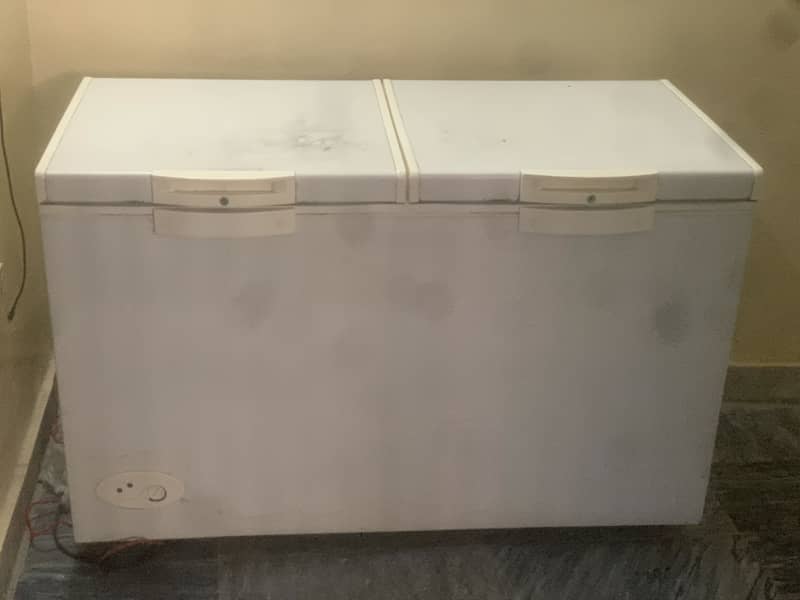 Good condition freezer 0