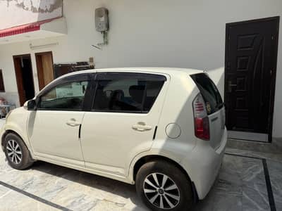 Toyota Passo 2012