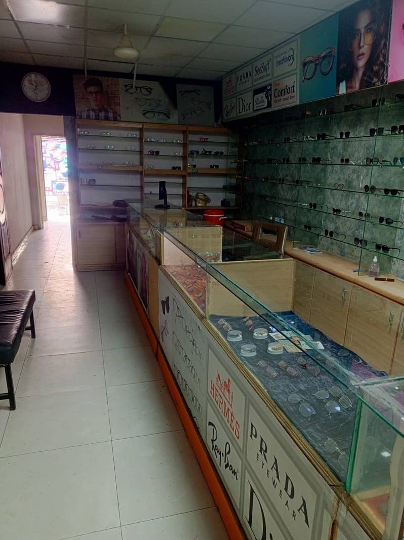 optics shop 2
