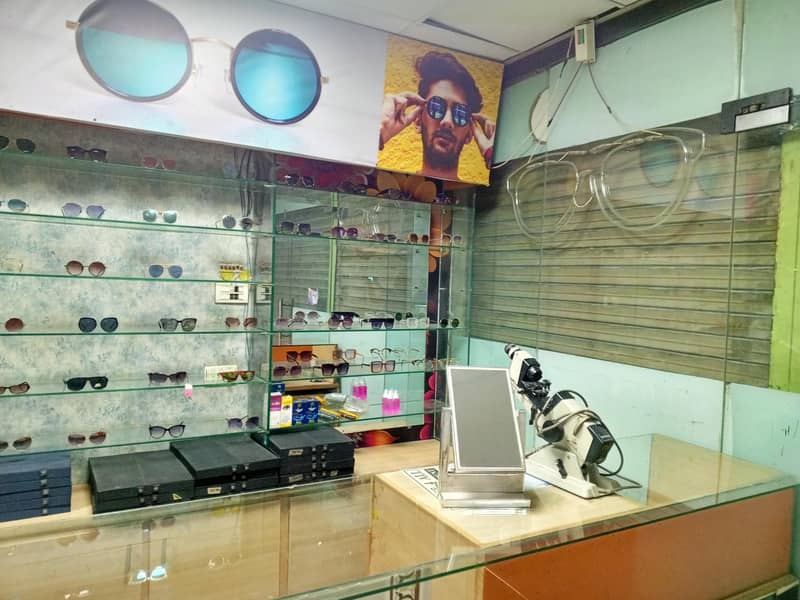 optics shop 4