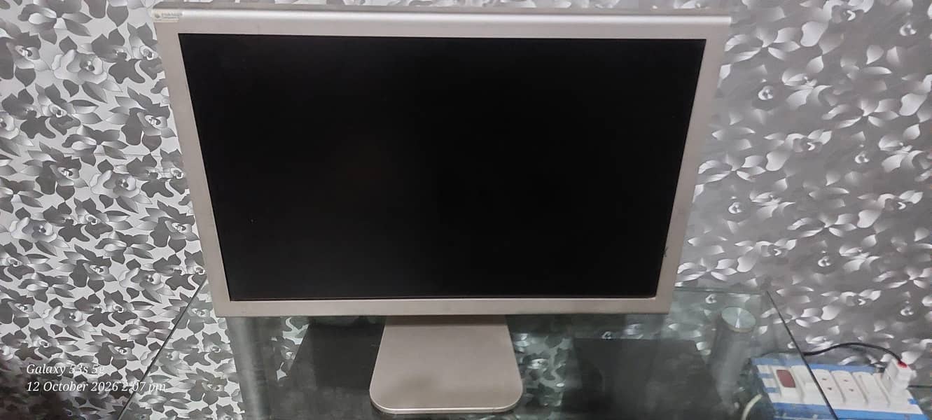 Apple LCD 5