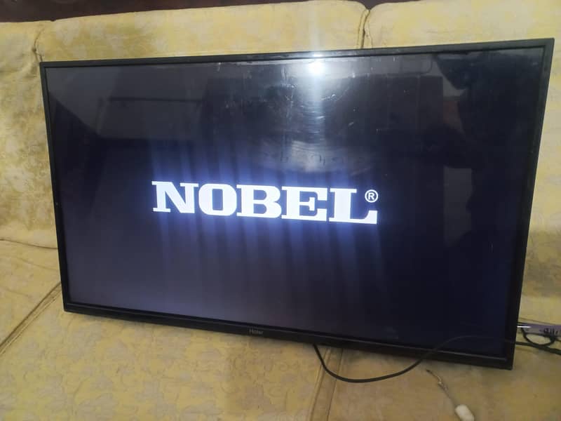 32 inch Android LCD 3