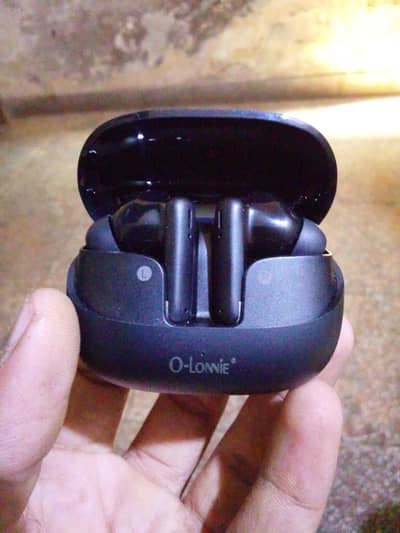 O-Lonnie Round N12 original Earbuds contact 03244063749 whatsapp only