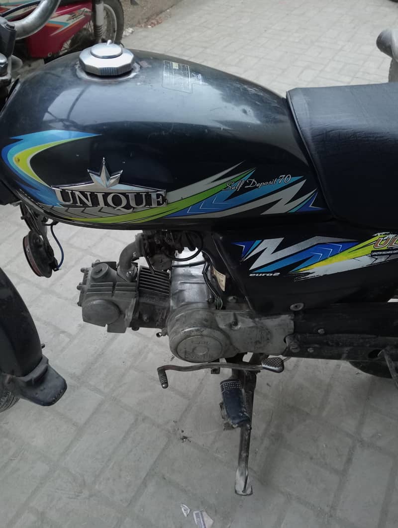 Unique CD 70 3