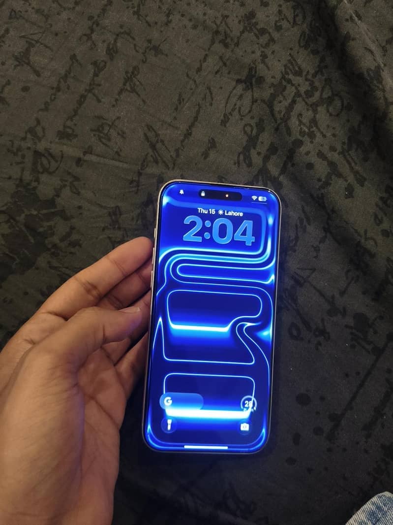 Apple iPhone 17 Pro Max 3